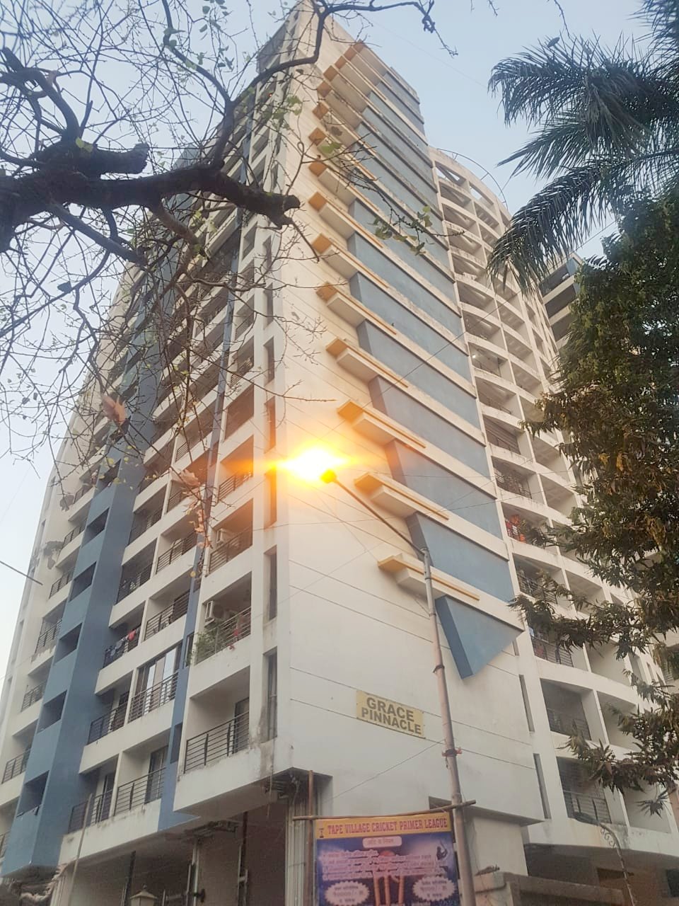 3 BHK Semi-Furnished in Grace Pinnacle, Andheri West - Photo 3