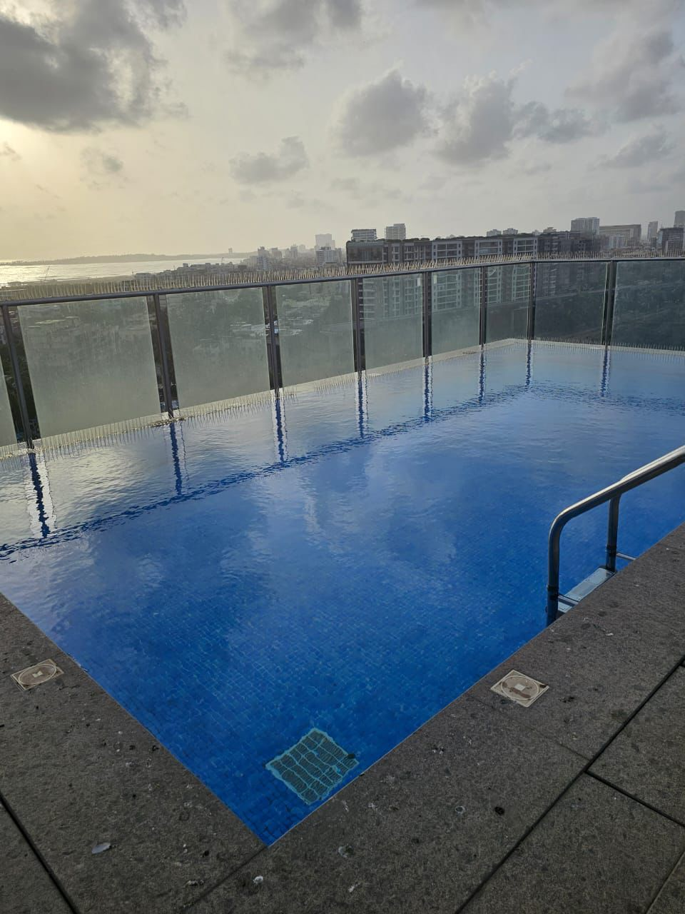 3 BHK Un Furnished in Ideal Apartments, Juhu