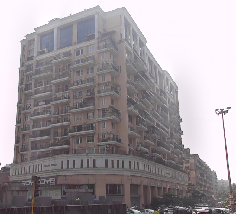 3.5 BHK Fully Furnished in Hubtown Sunmist, Andheri East - Photo 6