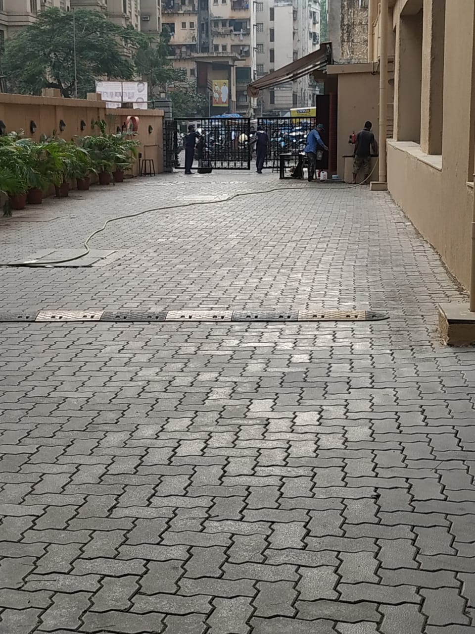 3.5 BHK Fully Furnished in Hubtown Sunmist, Andheri East - Photo 2