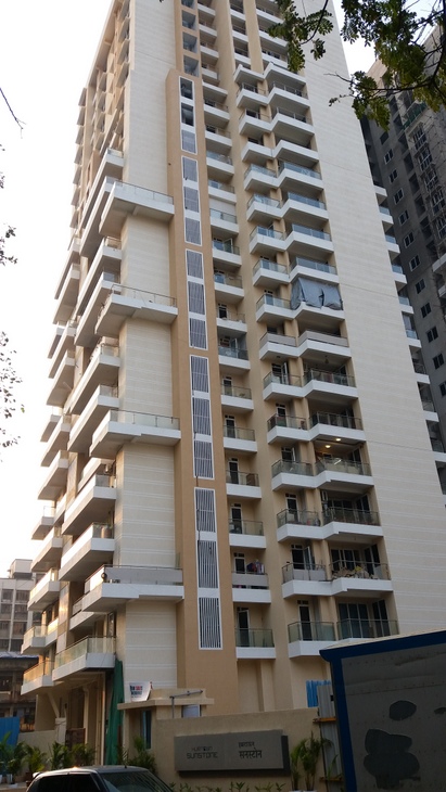 3 BHK Semi-Furnished in Hubtown Sunstone, Bandra East - Photo 2
