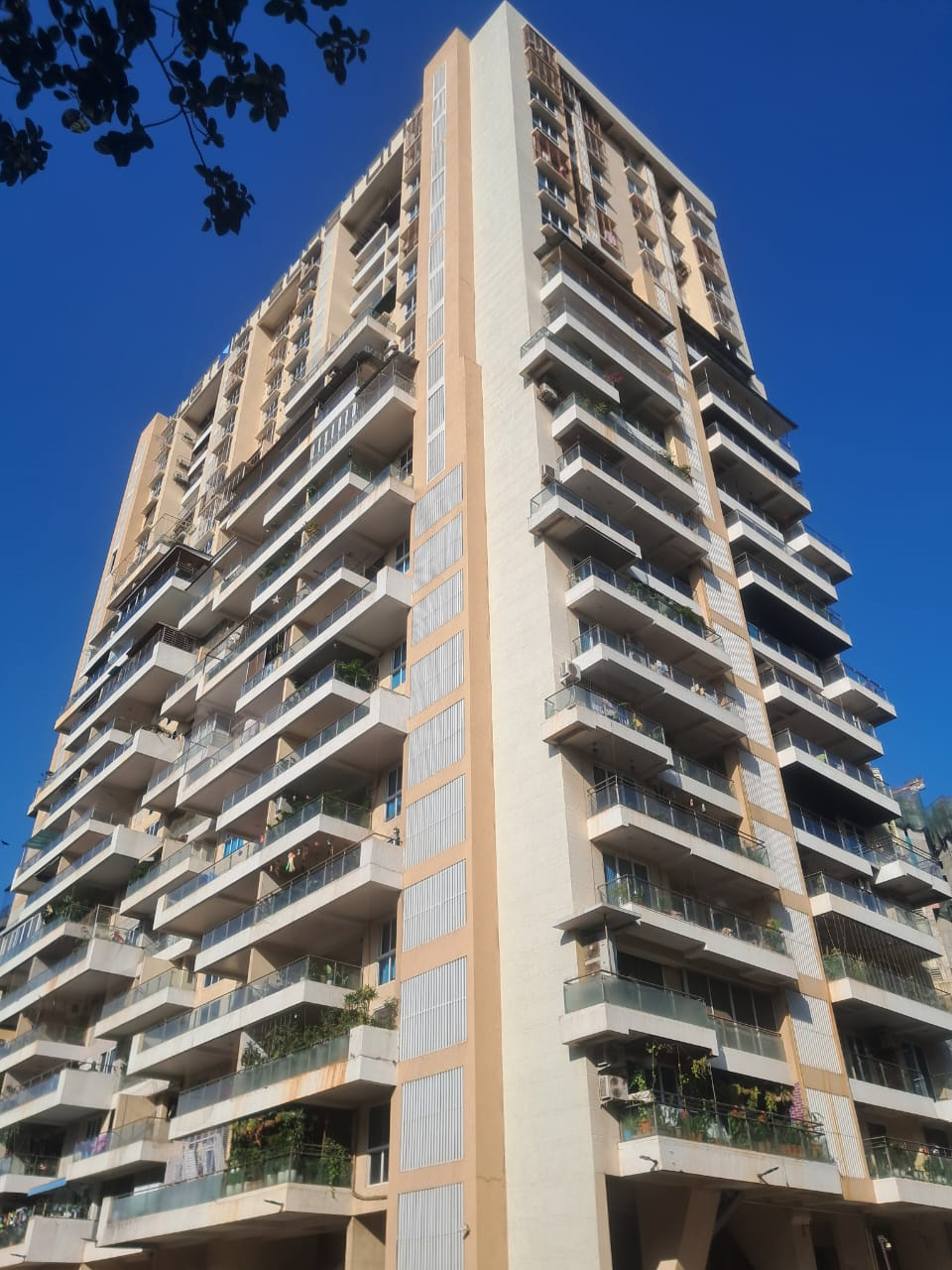 3 BHK in Hubtown Sunstone, Bandra East