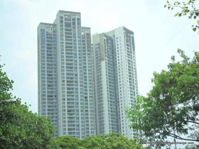 3 BHK Semi-Furnished in Imperial Heights , Goregaon West