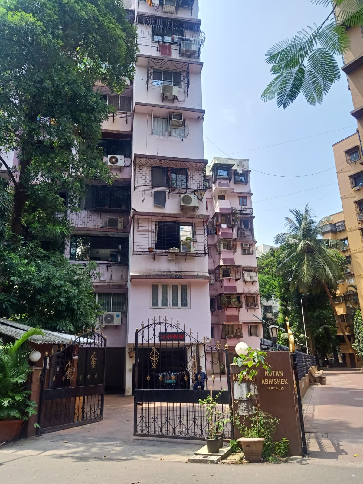 1 BHK in Aashirwad Building , Andheri West