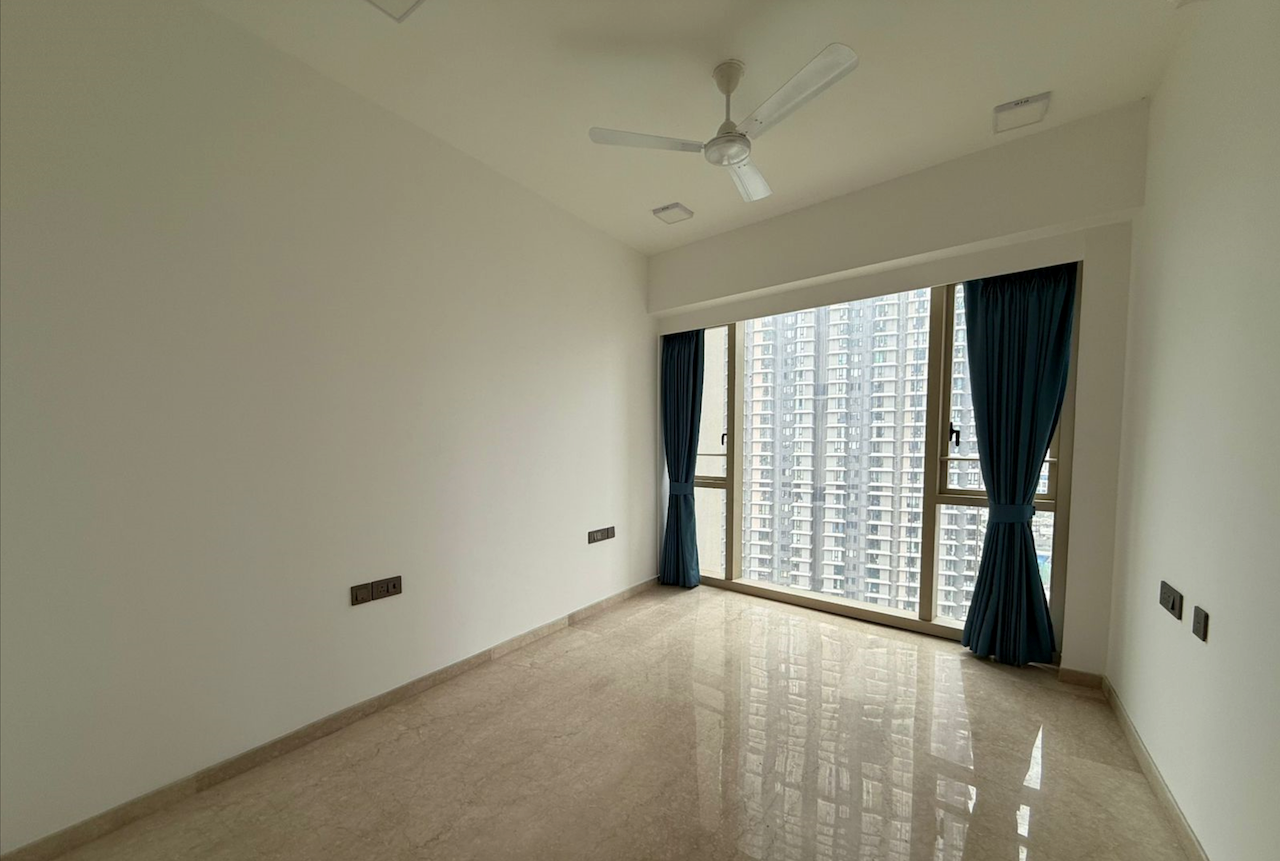 3 BHK in Lodha Adrina, Worli - Photo 5
