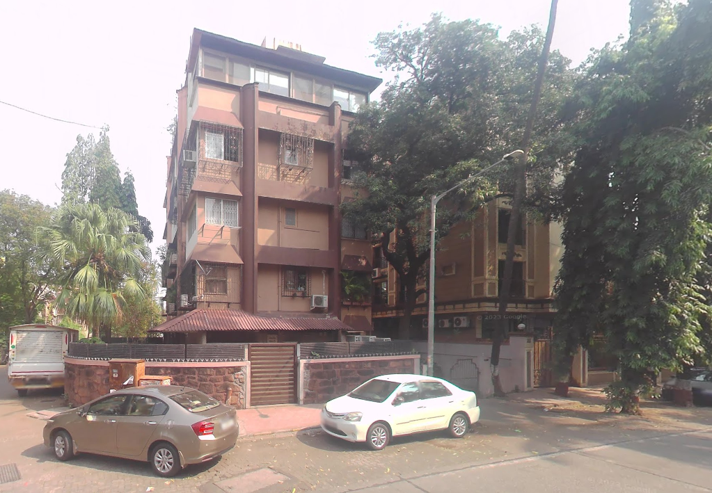 2 BHK in Sony Apartments, Bandra West