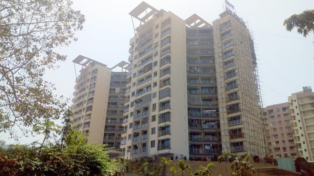 2.5 BHK Semi-Furnished in Joy Valencia , Andheri East