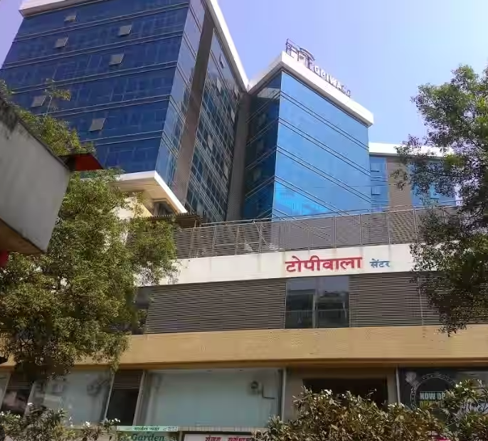Office in Topiwala Center, Goregaon West - Photo 2
