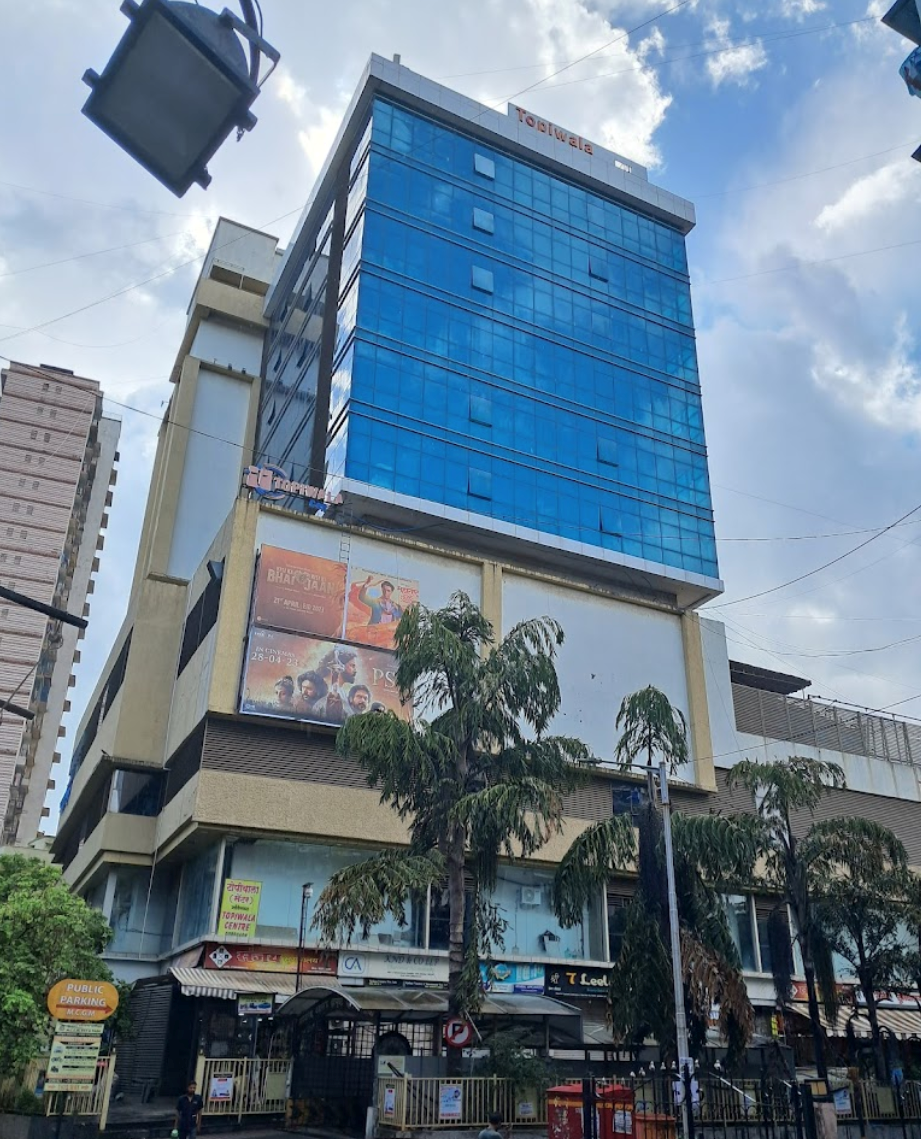 Office in Topiwala Center, Goregaon West - Photo 3