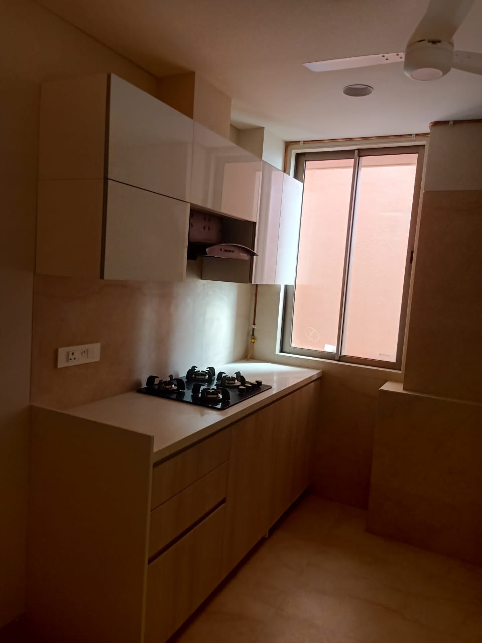 4 BHK in Satguru Rendezvous, Bandra West - Photo 6