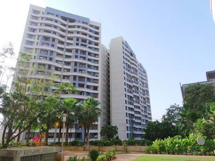 2 BHK Unfurnished in Kalpataru Estate , Andheri East