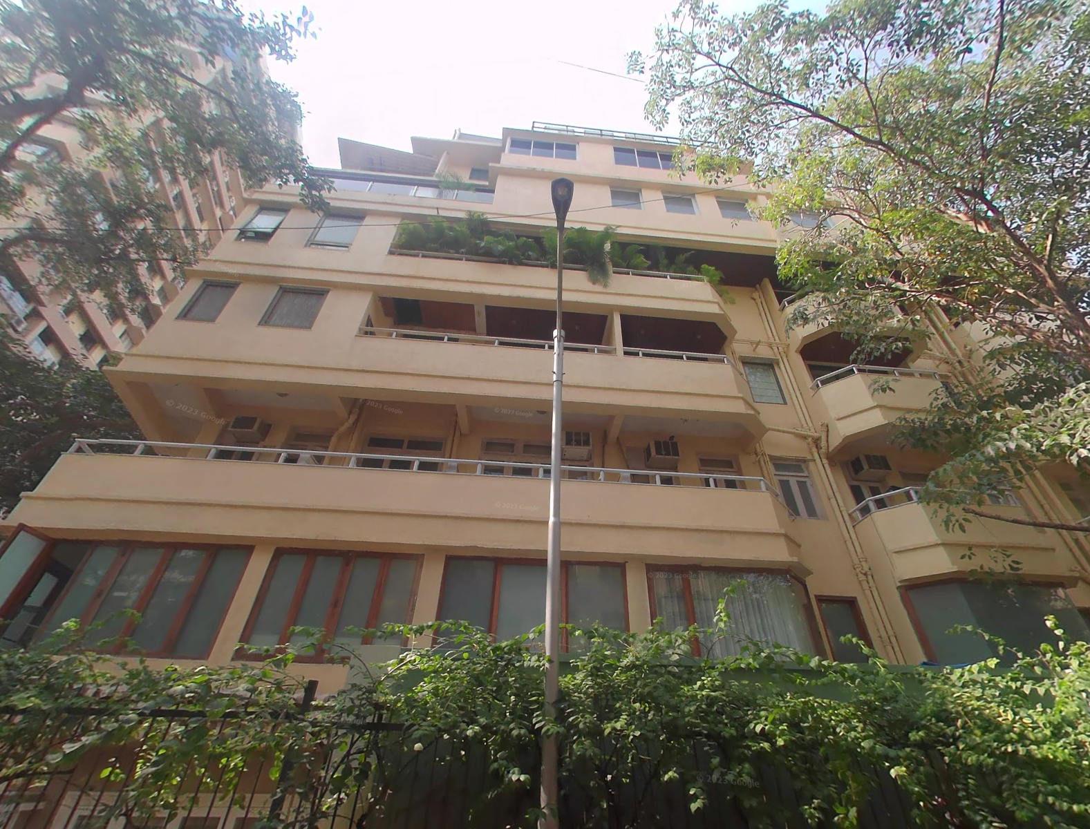 2 BHK Furnished in Shri Ishwar Bhawan , Walkeshwar