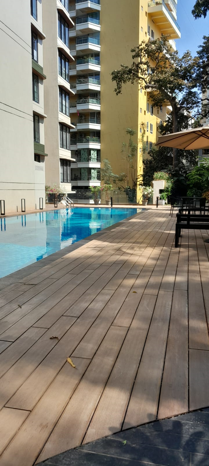 4 BHK in Aum Nirvan, Khar West - Photo 4