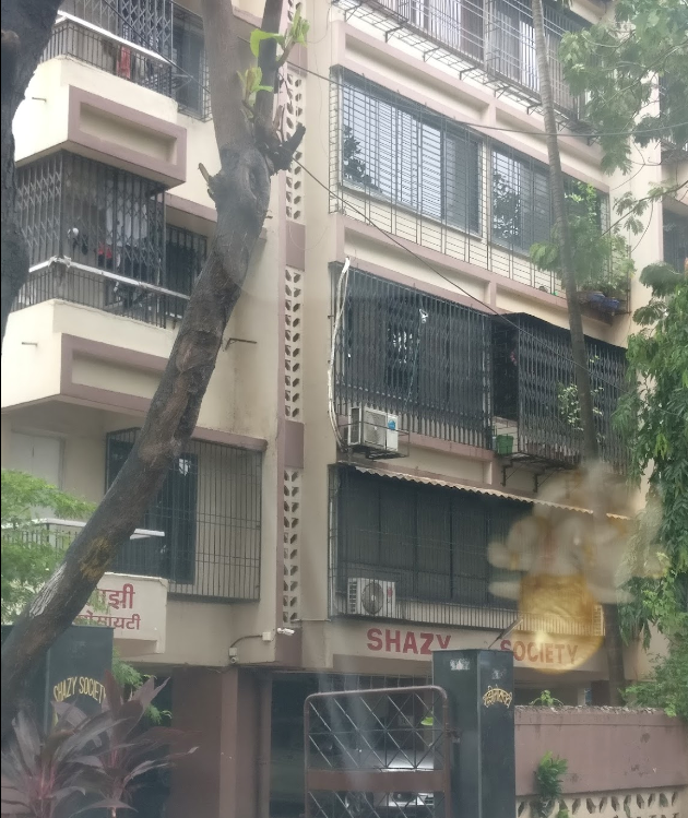 2 Semi-Furnished in Shazy Co-op Housing Society , Bandra West