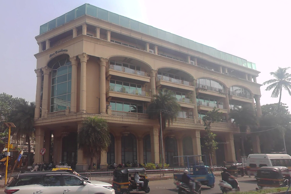 Office Fully Furnished in Man Excellenza, Vile Parle West - Photo 2