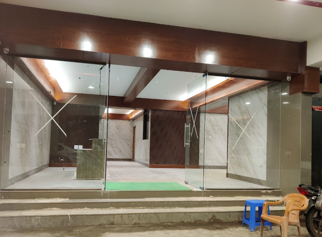 1 BHK Unfurnished in Vaishno Heights, Malad East - Photo 2