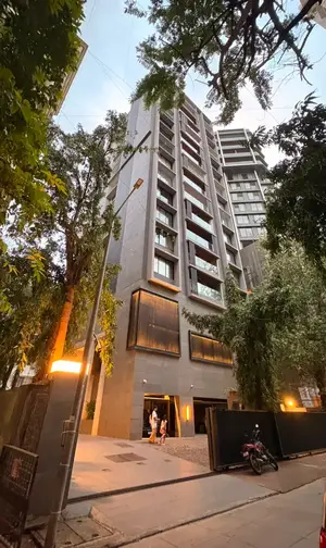 4 BHK in PR Platina