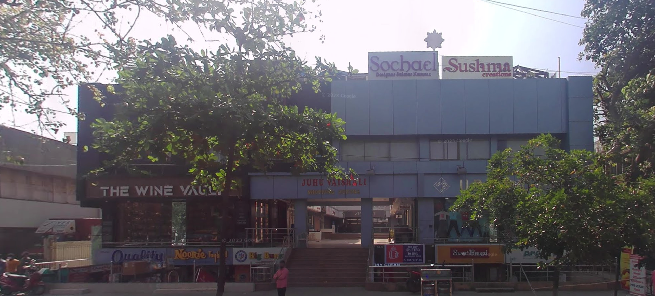 Office Semi-Furnished in Vaishali Shopping Centre , Juhu