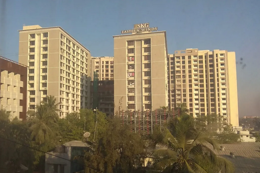 1 BHK Semi Furnished in SKG Eastern Winds , Kurla