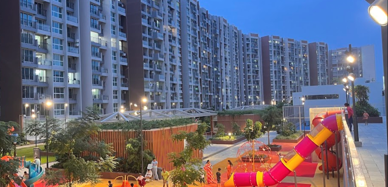 3 BHK Semi-Furnished in L&T Seawoods Residences Phase 2 - Photo 3