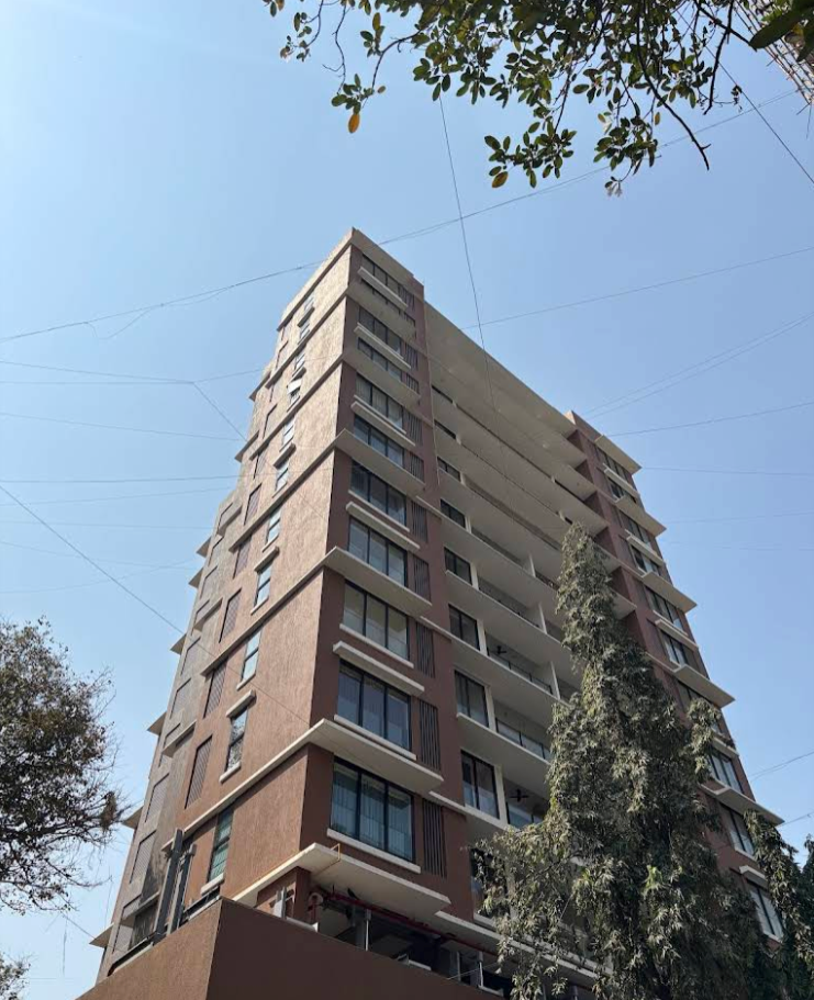 3 BHK in Laxmi Nivas, Khar West - Photo 1