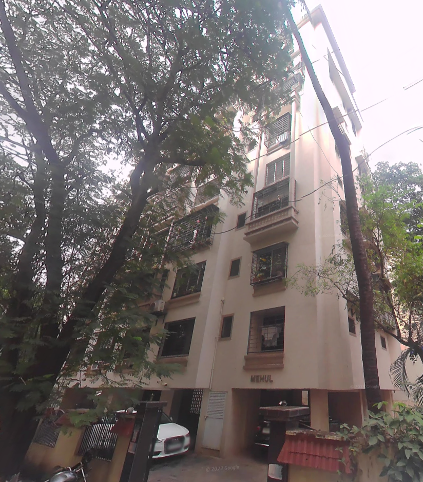 4 BHK Semi-Furnished in Mehul, Khar West