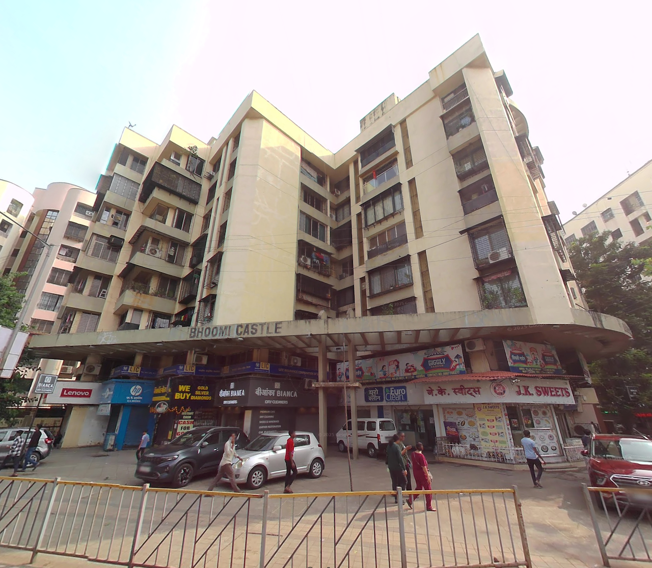 Commercial Shop Unfurnished in Bhoomi Castle, Malad West