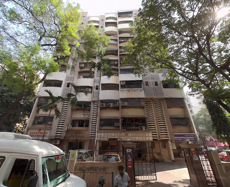 2 BHK Semi-Furnished in Ahimsa Tower , Malad West