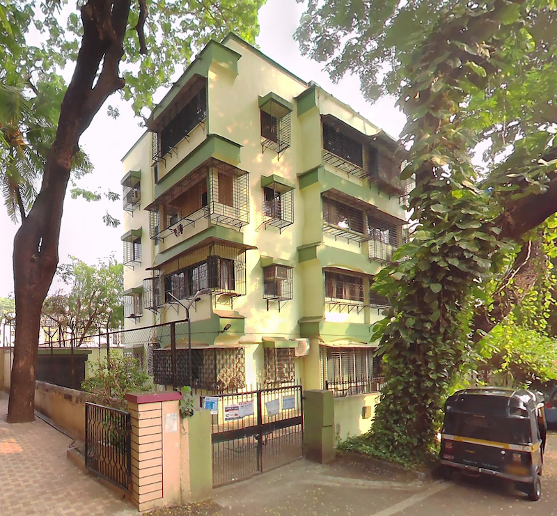 2 Semi-Furnished in Modern Silver Moon , Santacruz West