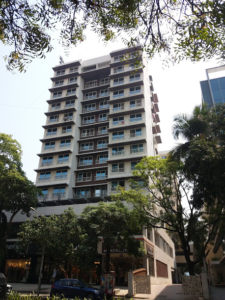 2 BHK Semi-Furnished in Rodas Enclave , Thane West