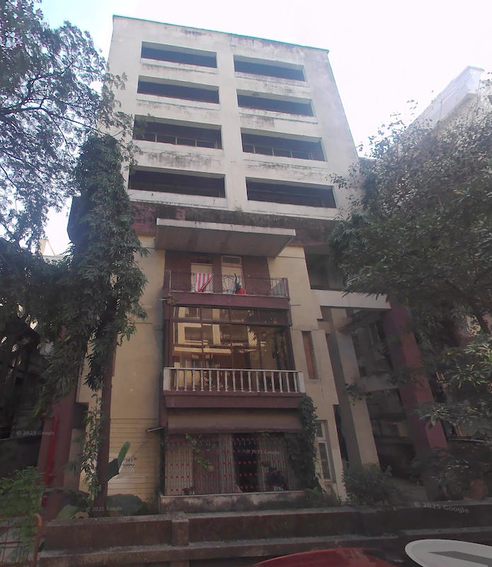 2 BHK Furnished in Megh Deep , Juhu