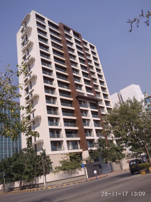3 BHK Semi-Furnished in Naman Residency , Bandra East