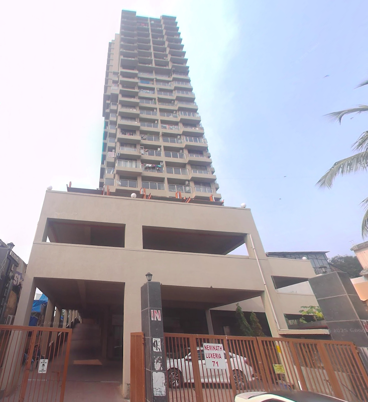 2 BHK Fully Furnished in Neminath Luxeria, Andheri West - Photo 2
