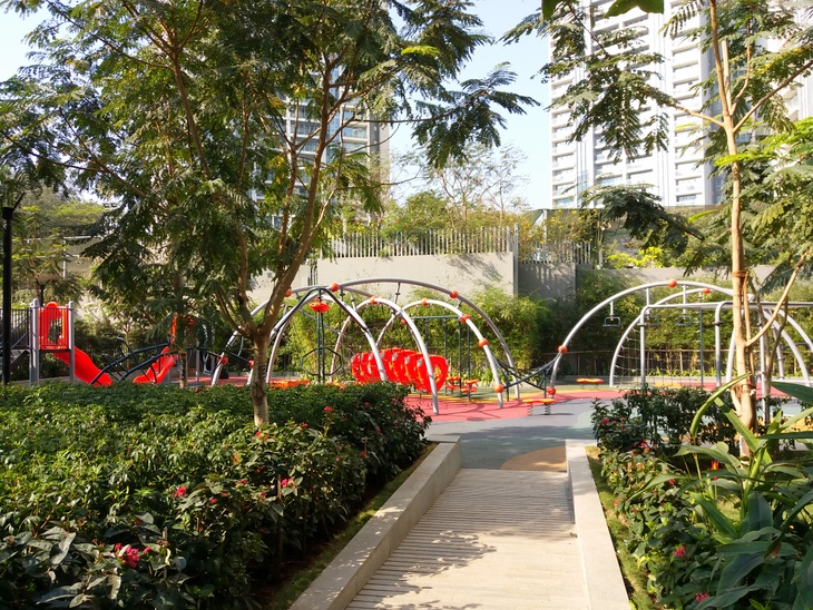 3.5 BHK Fully Furnished in Oberoi Esquire, Goregaon East - Photo 6