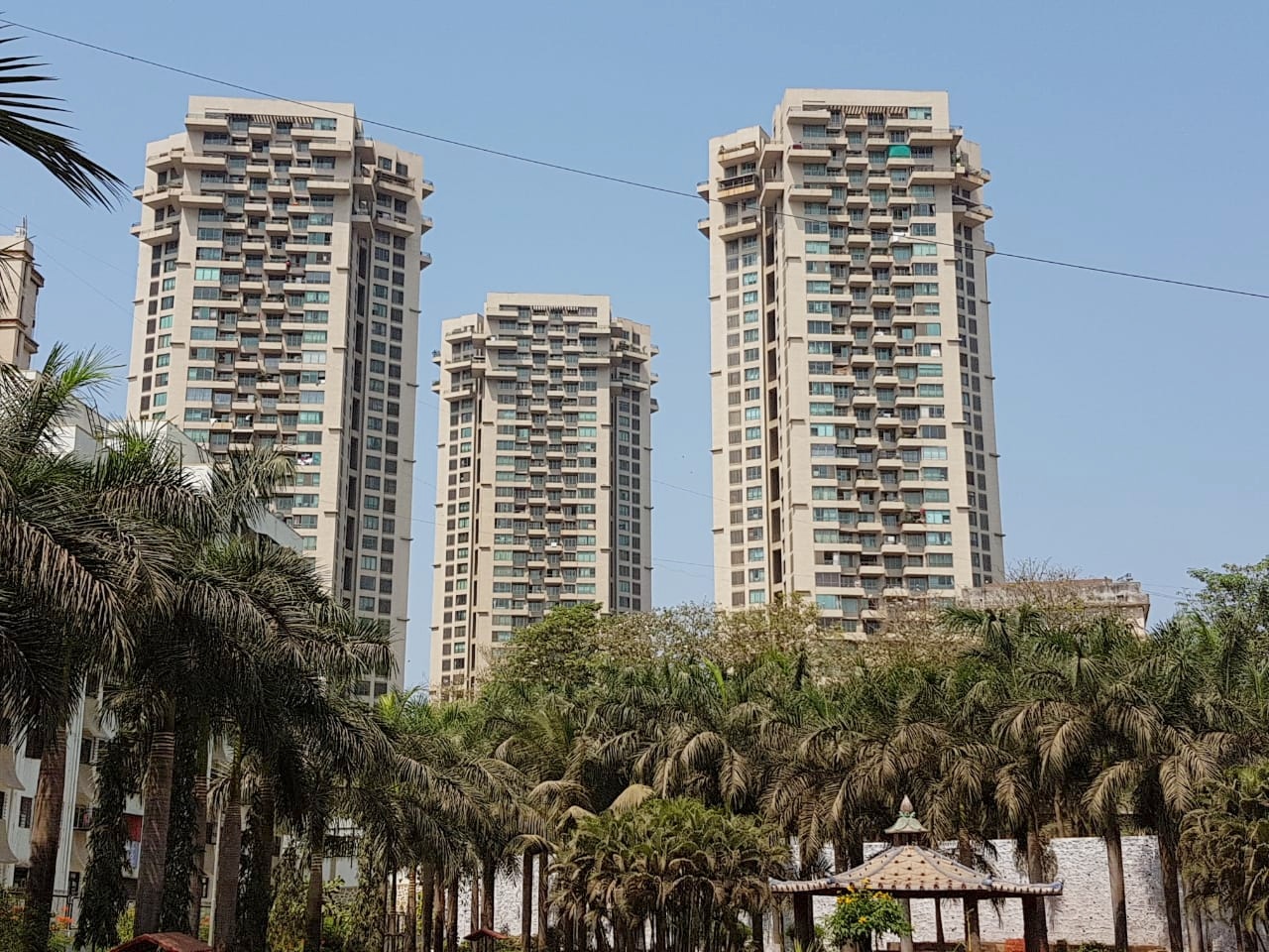 4 BHK in Oberoi Springs, Andheri West