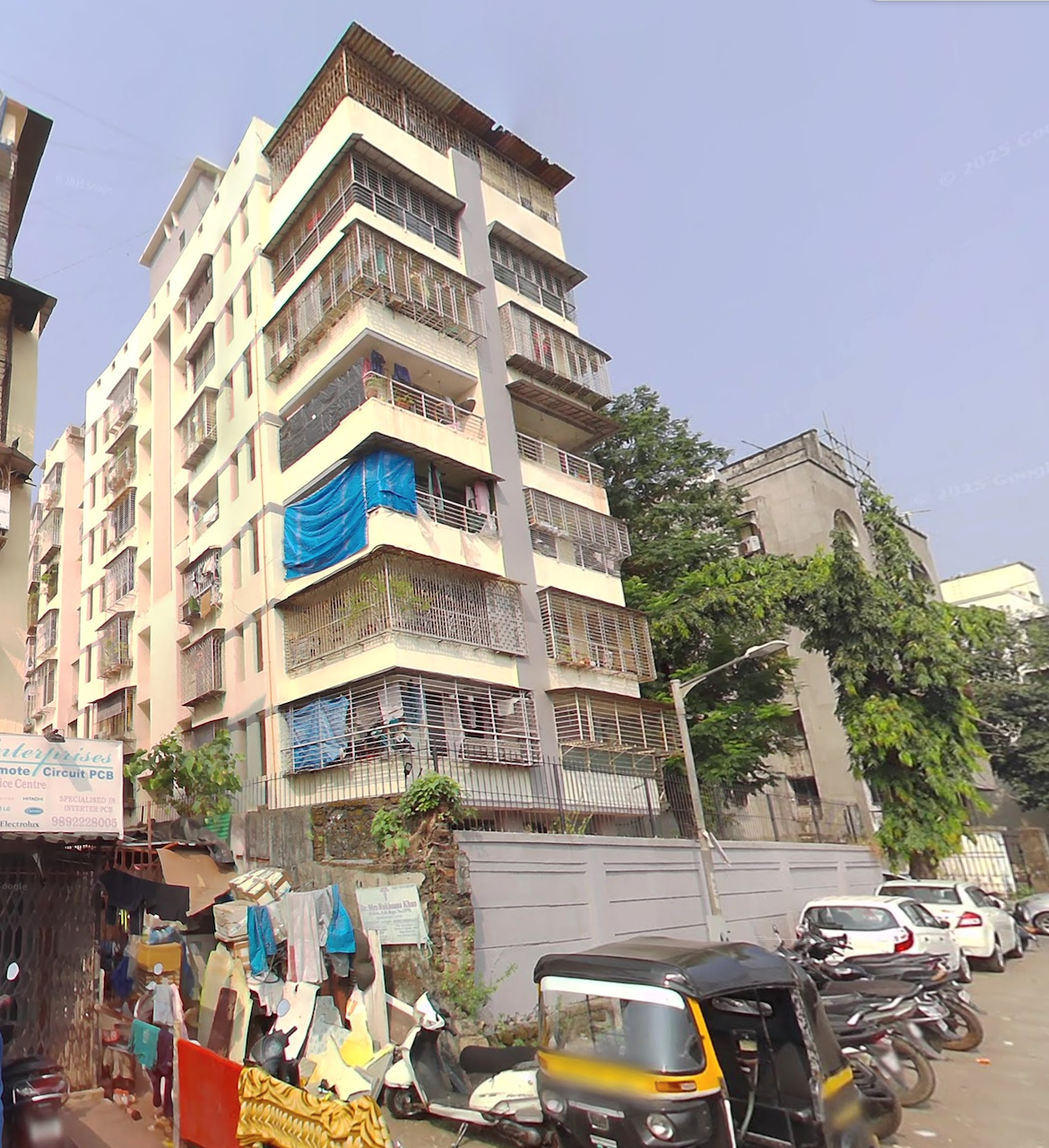 2 BHK in Prem Mayurasan, Bandra West - Photo 2