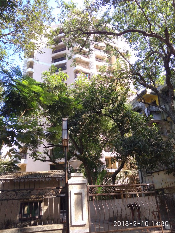 3 Semi-Furnished in Primrose Tower , Andheri West
