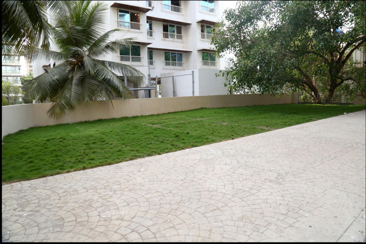3 BHK Semi-Furnished in Roopkala, Santacruz West - Photo 2