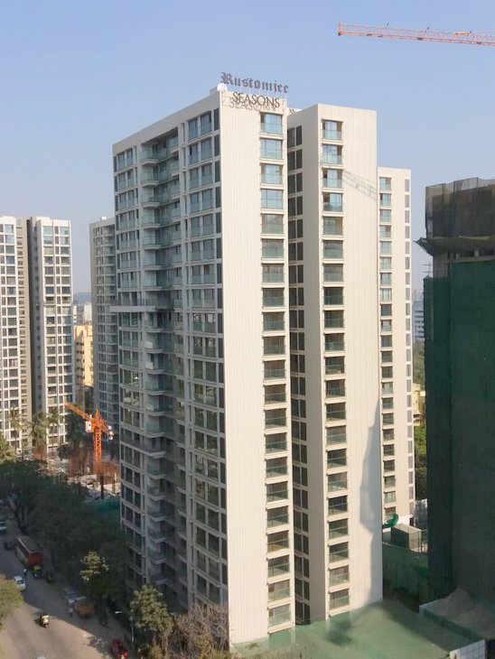 2.5 Semi-Furnished in Rustomjee Seasons , Bandra East