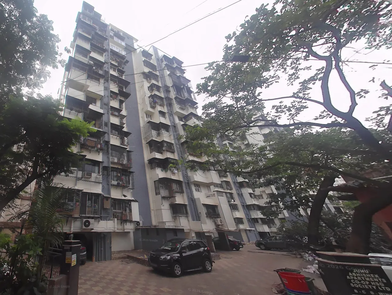 4 BHK Semi-Furnished in Juhu Abhishek , Andheri West