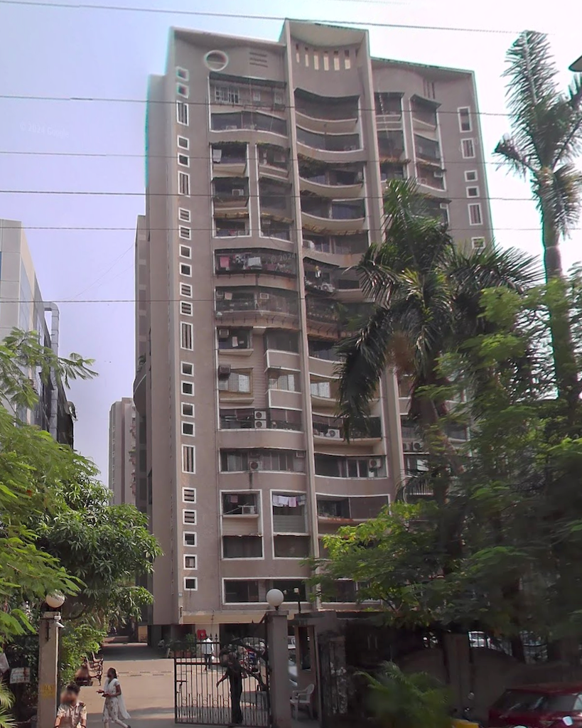 2 BHK in Serenity Tower, Andheri West - Photo 2