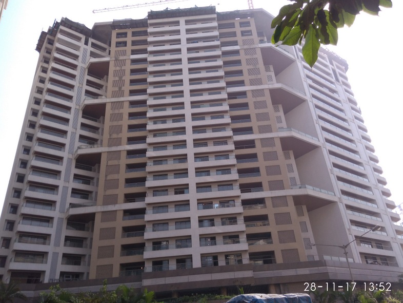 4 BHK Semi-Furnished in Signia Pearl , Bandra East