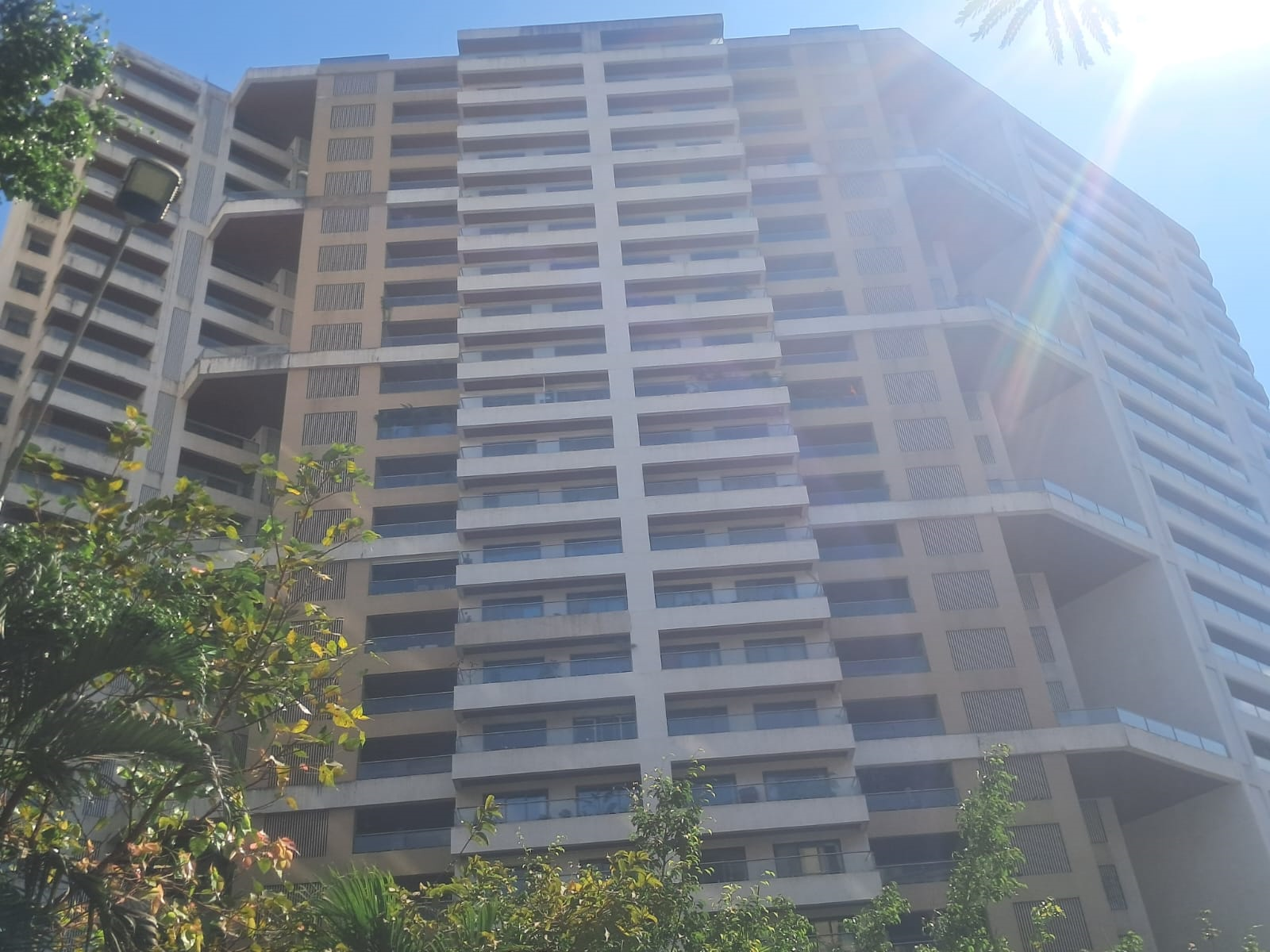 4 BHK Semi-Furnished in Signia Pearl, Bandra East