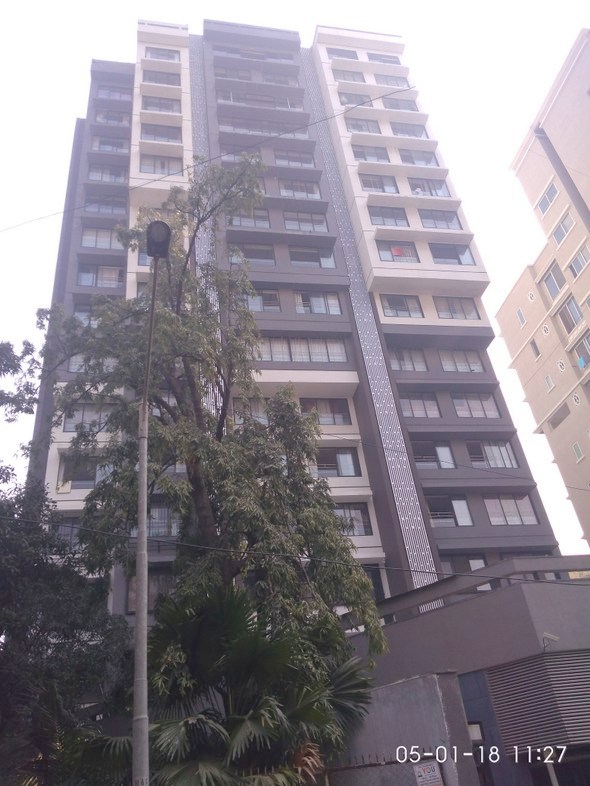 3 BHK Unfurnished in Sundeep, Khar West - Photo 1
