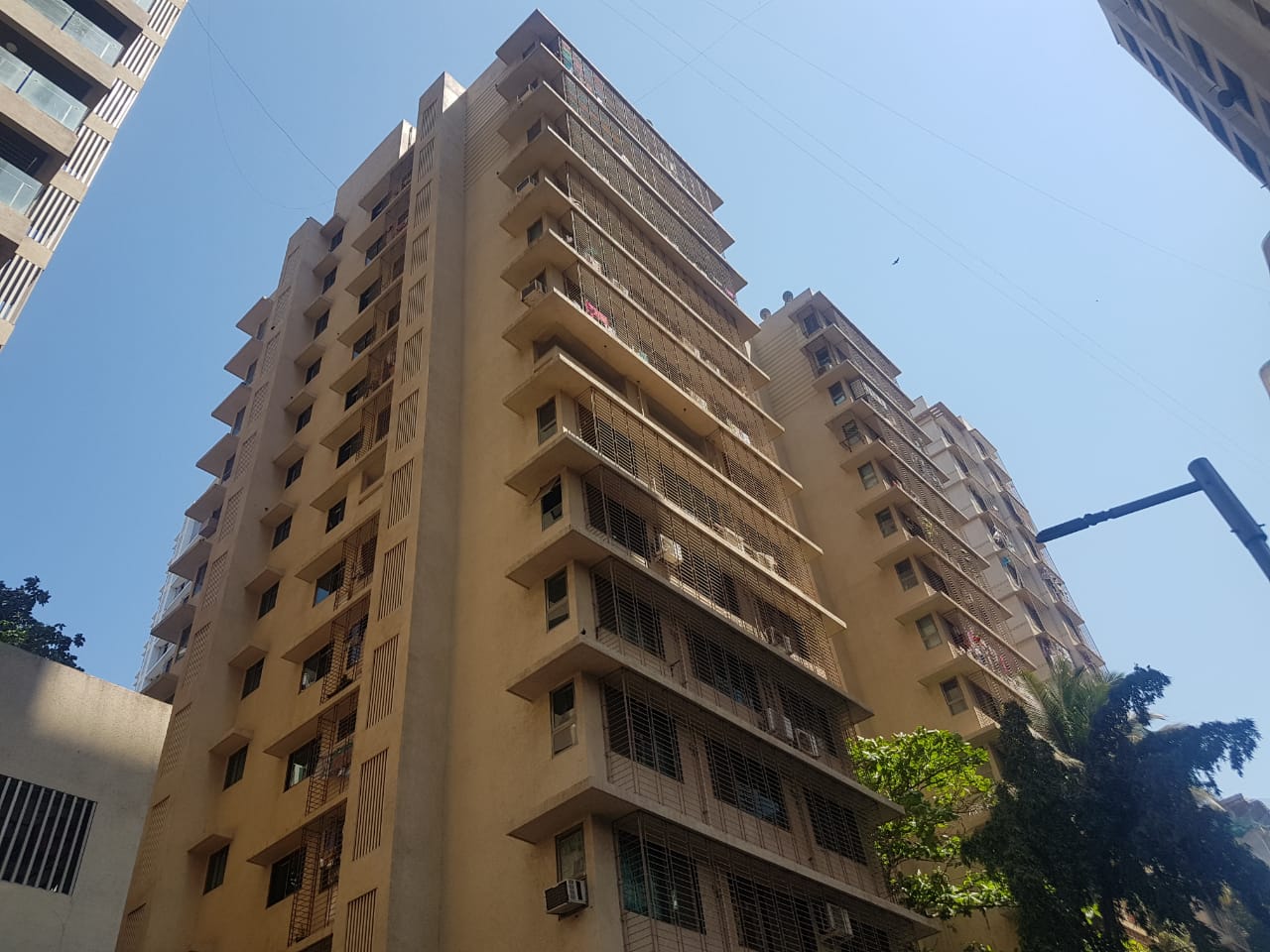 3 BHK in Swapnadeep, Andheri West - Photo 3