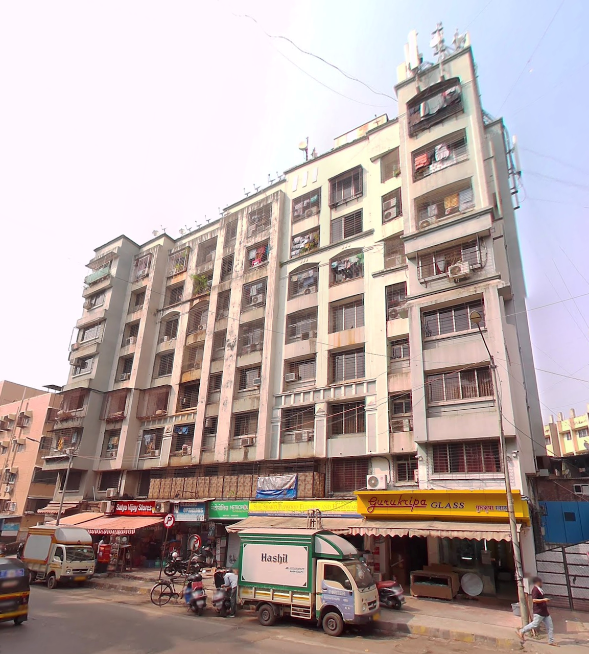 2 BHK Fully Furnished in The Platinum , Andheri West