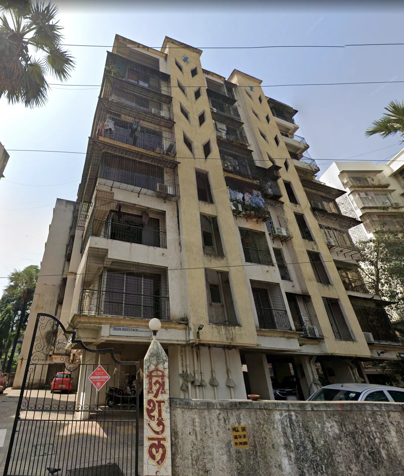 3 BHK Fully Furnished Flat in Trishul Heights, Kandivali West - Photo 1