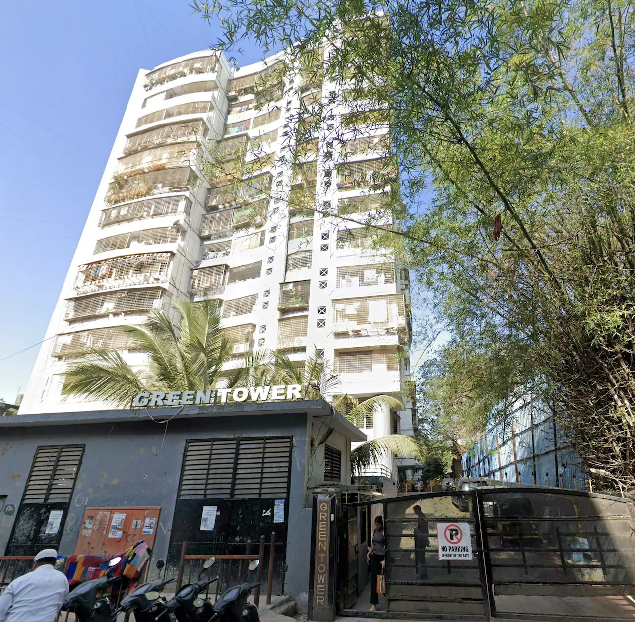 1 BHK Fully Furnished in Green Towers, Andheri West - Photo 3