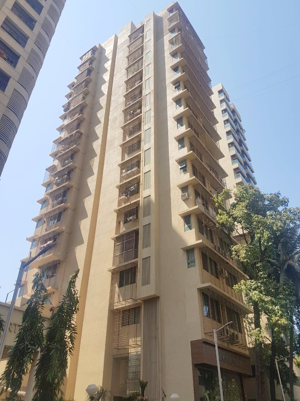 2 BHK Fully Furnished in DLH Vishwa Prakash , Andheri West