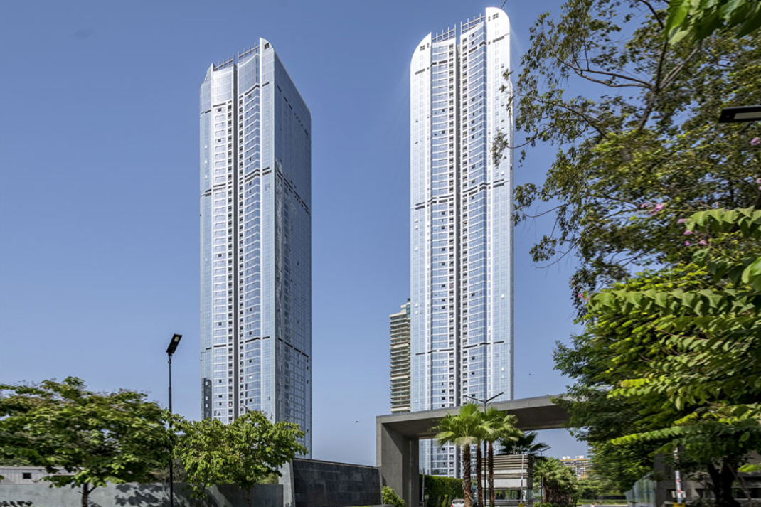 4 BHK Builder Finish in Island City Centre 1, Dadar East
